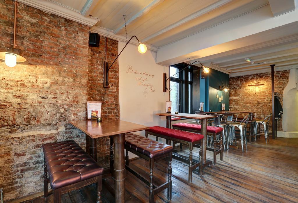 Publove @ The Exmouth Arms, Euston * Londra